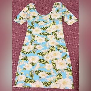 Dress Farm  Rio floral dress .